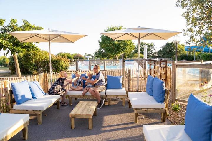 Location de vacances pour 4 personnes, avec jardin et vue ainsi que piscine et bassin pour enfant, animaux acceptés à Coëx - 3