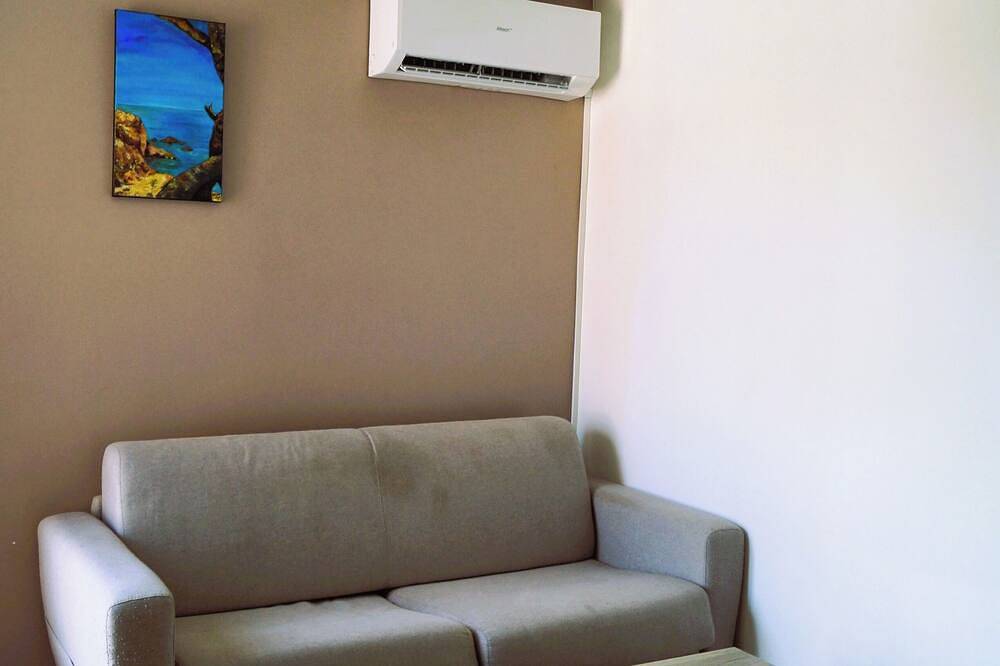 Geheel appartement, Charming apartment in St Aygulf Close to beaches in Saint-Aygulf, Frejus