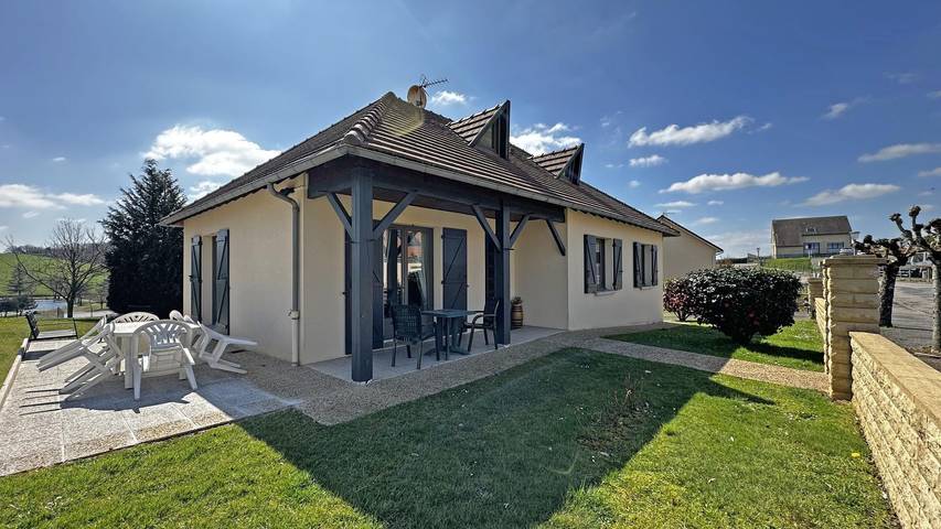Gîte pour 5 personnes, avec jardin et terrasse à Saint-Germain-les-Belles