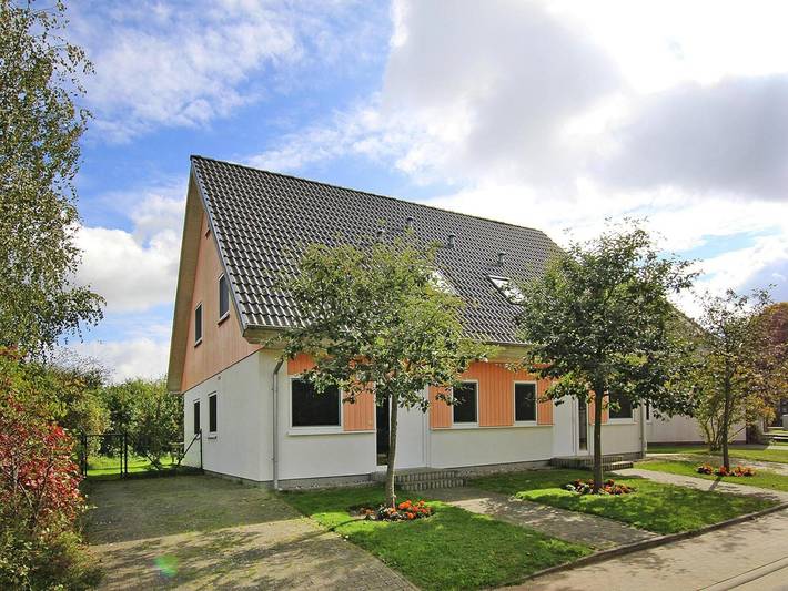 Ferienhaus für 9 Personen, mit Terrasse und Sauna