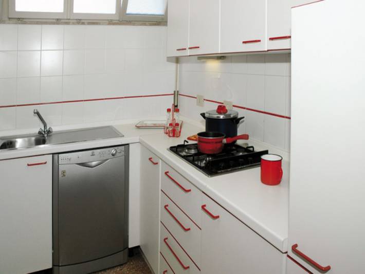 Ferienwohnung für 5 Personen, mit Balkon/Terrasse und Meerblick in Lignano Pineta - 3