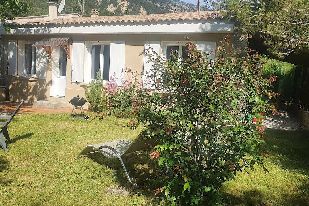 Maison De Vacances pour 6 Personnes dans Castellane, Gorges du Verdon