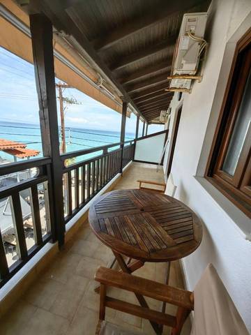 Gîte pour 2 personnes, avec vue et terrasse dans Pefkochori