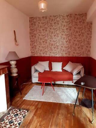 Location de vacances pour 6 personnes, avec terrasse à Vélines - 3
