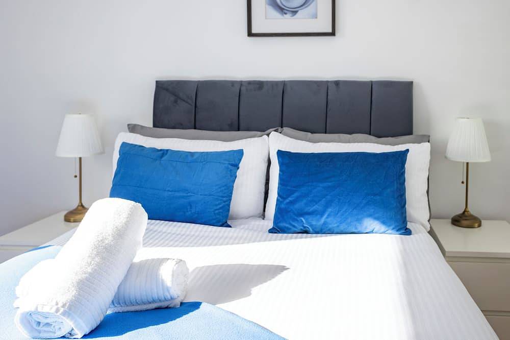 Entire apartment, Central location near Windsor Castle and Legoland in Slough, Berkshire