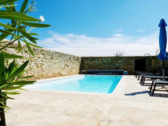 Chambre d’hôte pour 4 personnes, avec Jacuzzi et Terrasse ainsi que Jardin et Piscine à Angles-sur-l'Anglin