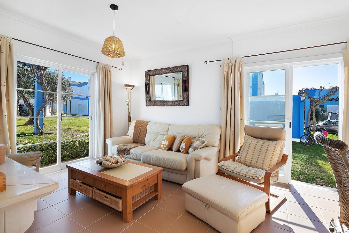 Casa Florilia Ii: Gedeeld Zwembad & Privéterras in Algarve - Tavira in Tavira, Tavira (Santiago)