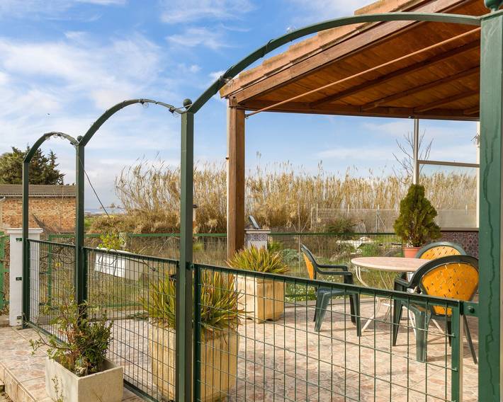Country house for 6 people, with garden, child-friendly - 1