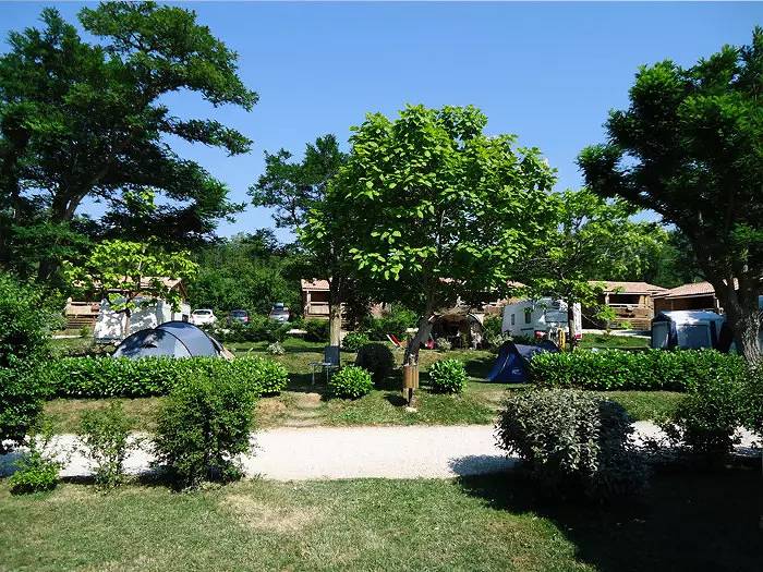 Mobil home pour 6 personnes, avec terrasse et piscine à Roquefeuil - 4