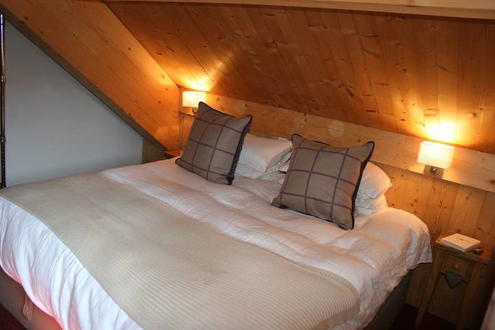 Encantador chalet de ski-in-ski-out (para 10 personas en 5 habitaciones) in Oz (desambiguación), Parque Nacional de los Ecrins