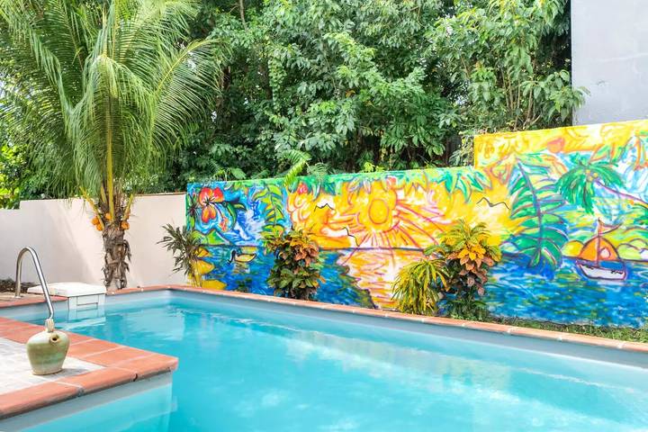 Villa pour 9 personnes, avec piscine et jardin, animaux acceptés en Guadeloupe