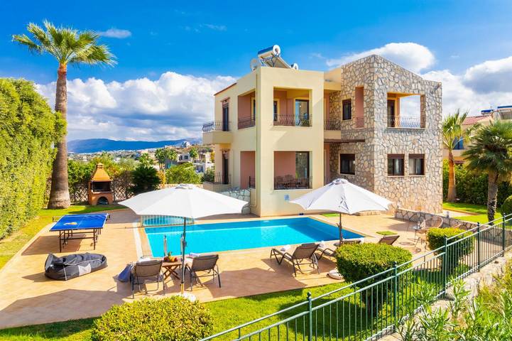 Location de vacances pour 6 personnes, avec Bassin pour enfant dans Stalos