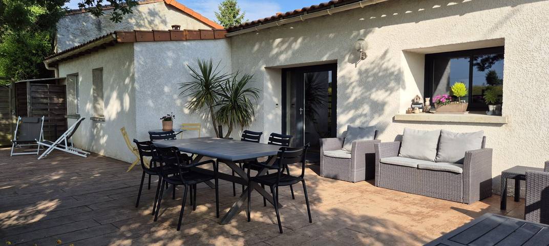 Gîte pour 6 personnes, avec terrasse et jardin dans Maine-et-Loire