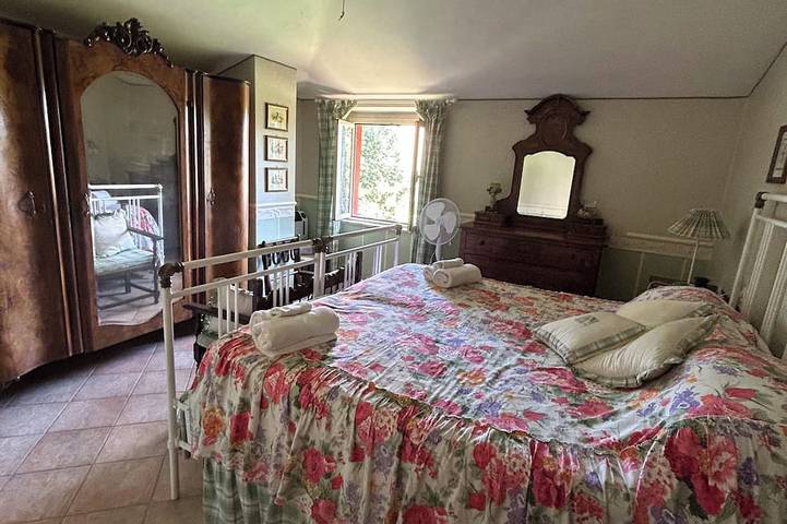 Charmante 6-Schlafzimmer-Villa mit Pool, Terrasse & Ausblick – Todi in Todi, Perugia Provinz