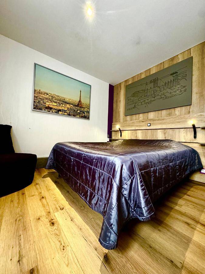 Logis Hotel de la Gare in Saint-Mihiel, Région de Commercy