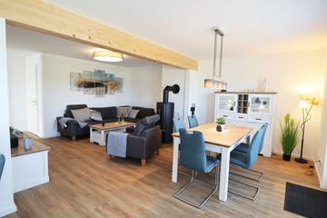 Ferienwohnung für 4 Personen, mit Garten und Sauna in Tossens