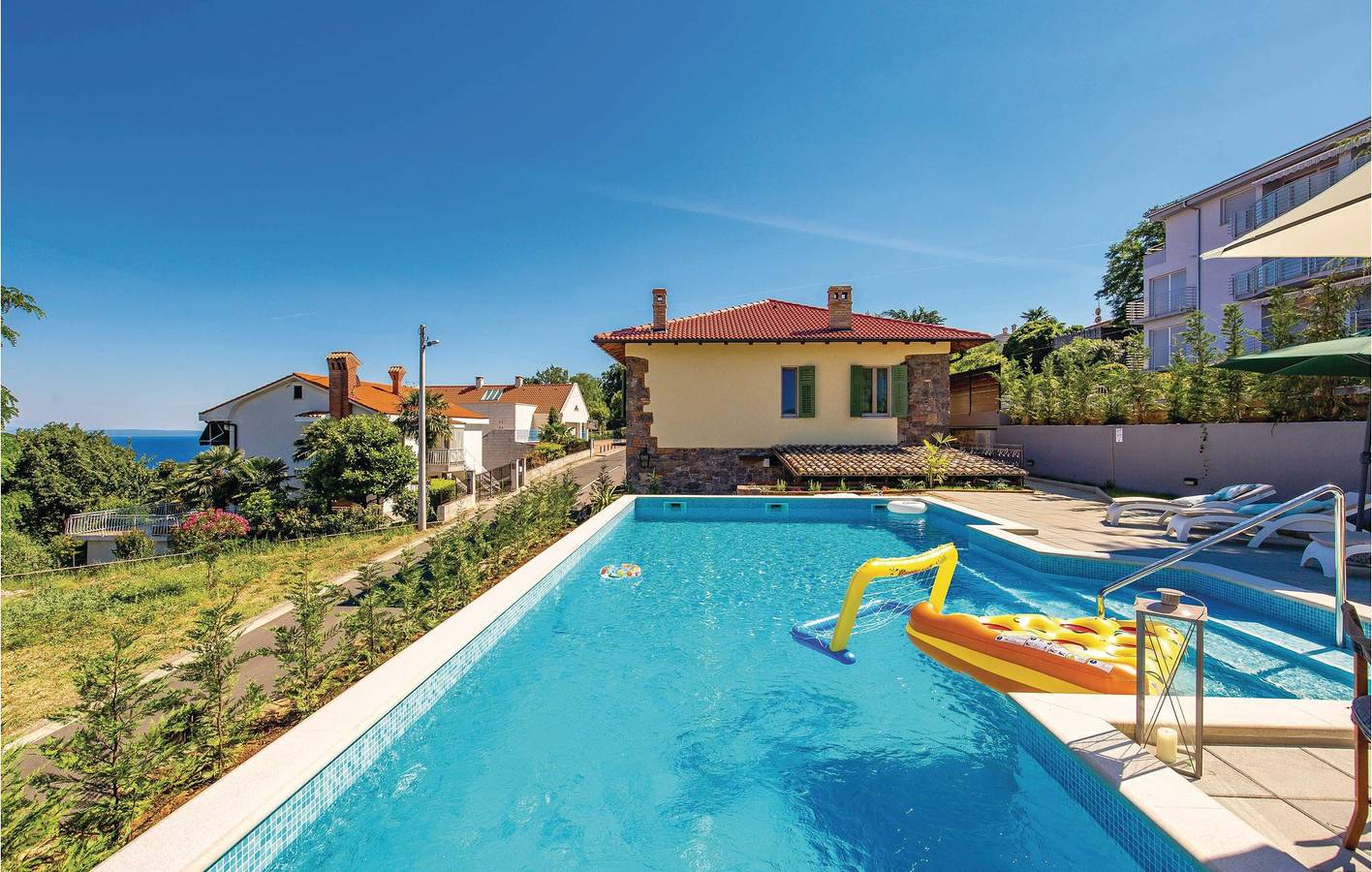 Ferienhaus für 10 Personen mit Terrasse in Icici, Opatija Riviera