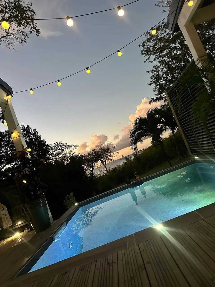 Location de vacances pour 6 personnes, avec terrasse et piscine à Deshaies - 4