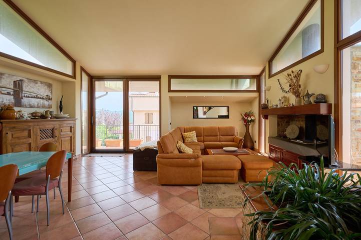Villa Duomo Mare – Entire House with Garden & Terrace, Walk to Center in Massa Marittima, Grosseto provins