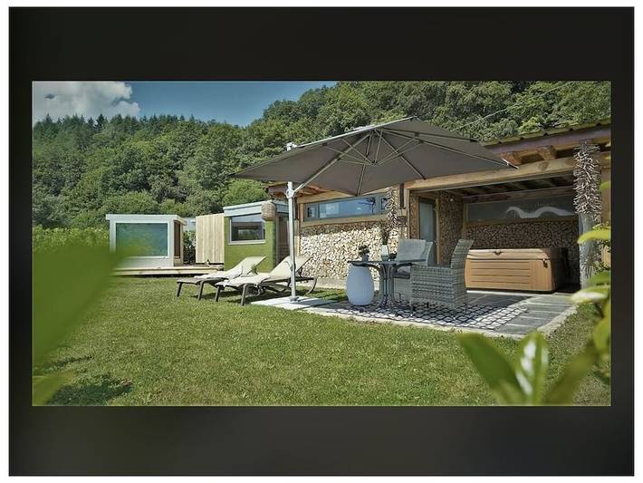 Gîte pour 2 personnes, avec jacuzzi ainsi que sauna et jardin à Bollendorf