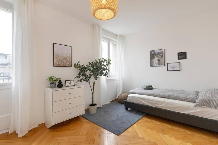 Gîte pour 6 personnes, avec vue et terrasse à Bienne - 4