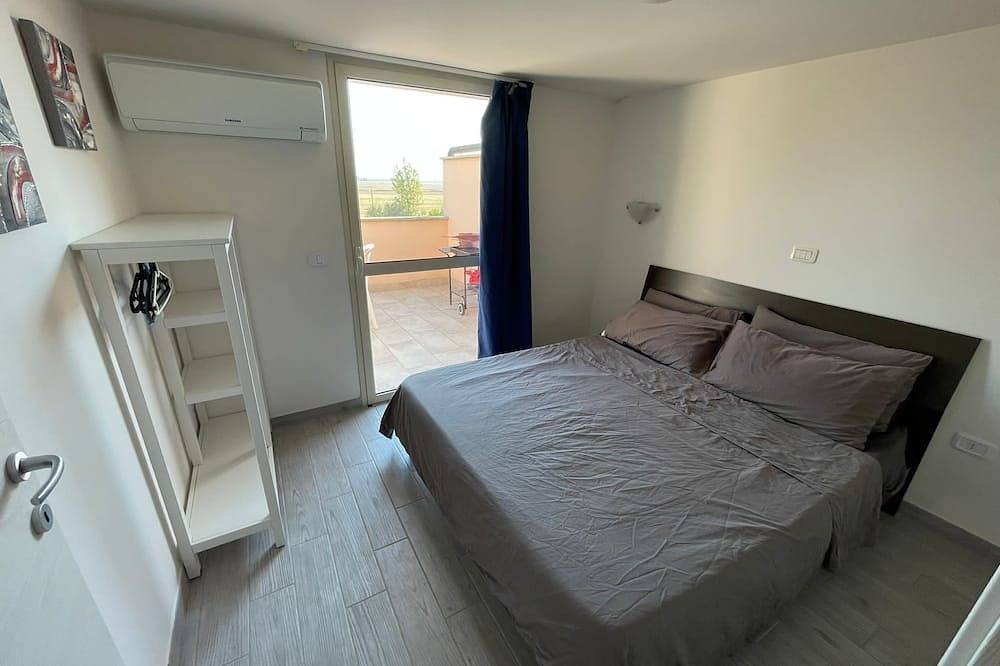 Holiday Home 'Rio Home' with Private Terrace and Air Conditioning in Principina A Mare, Grosseto