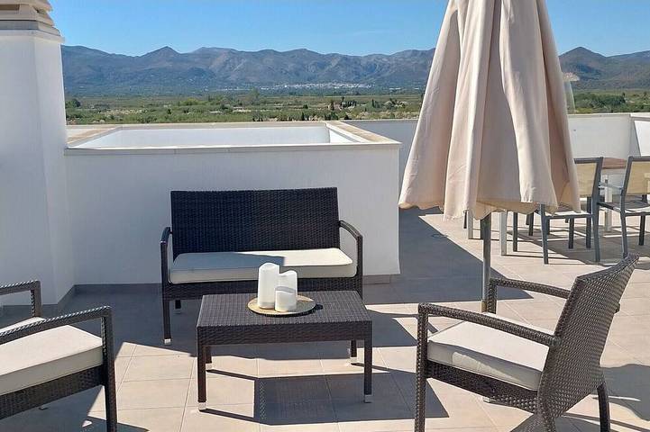 Ferienwohnung für 4 Personen, mit Garten und Balkon sowie Pool in Oliva