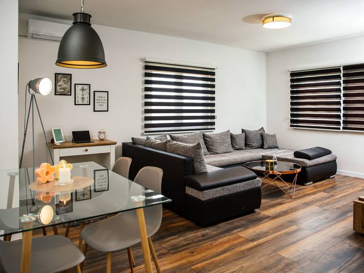 Ferienwohnung für 8 Personen, mit Ausblick und Balkon sowie Garten an der Makarska Riviera - 2