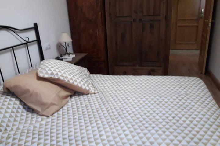 Gîte pour 2 personnes, avec jardin à Pinos Genil - 4