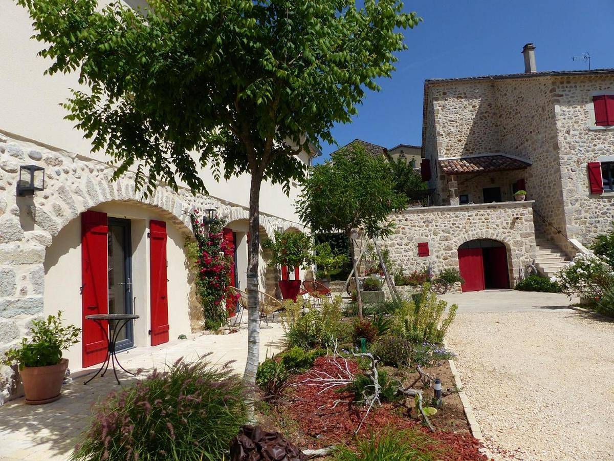 Clos de Beauregard in Joyeuse, Parc naturel régional des Monts d'Ardèche