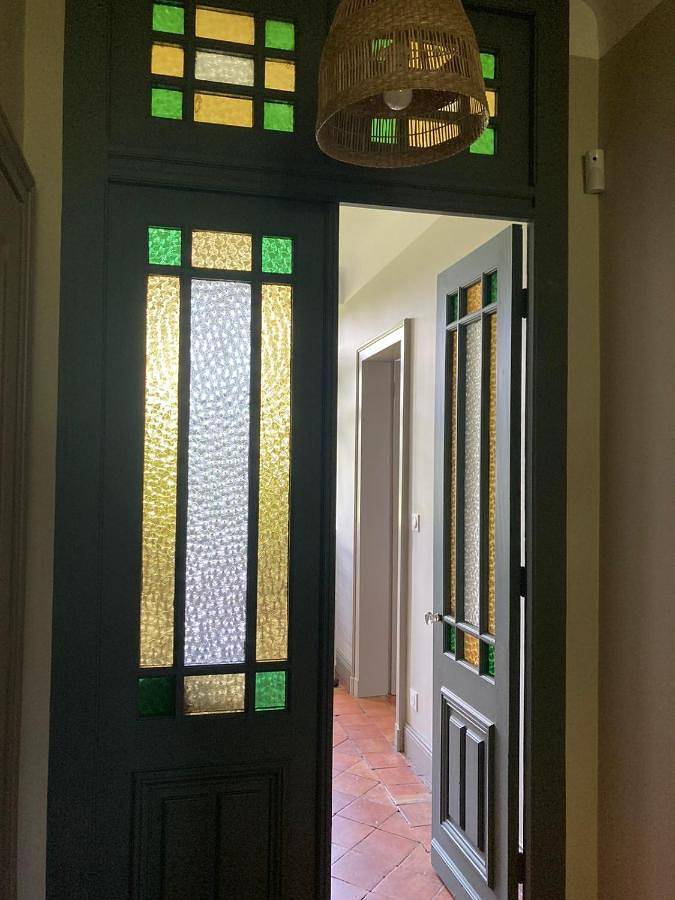 Gîte pour 3 personnes, avec vue et piscine à Luglon