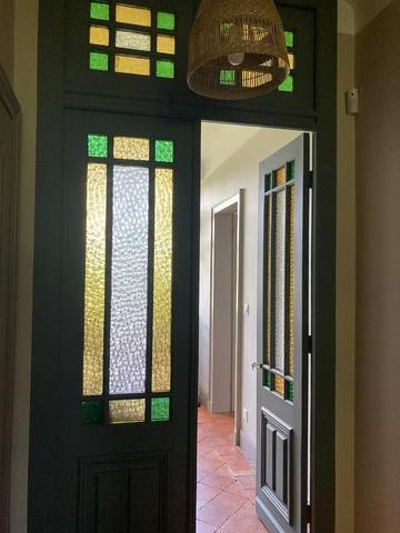 Gîte pour 3 personnes, avec piscine et vue à Luglon