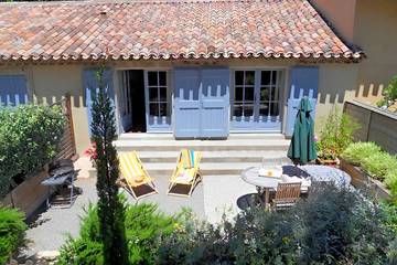 Gîte pour 4 personnes, avec terrasse et jardin dans l' Aude