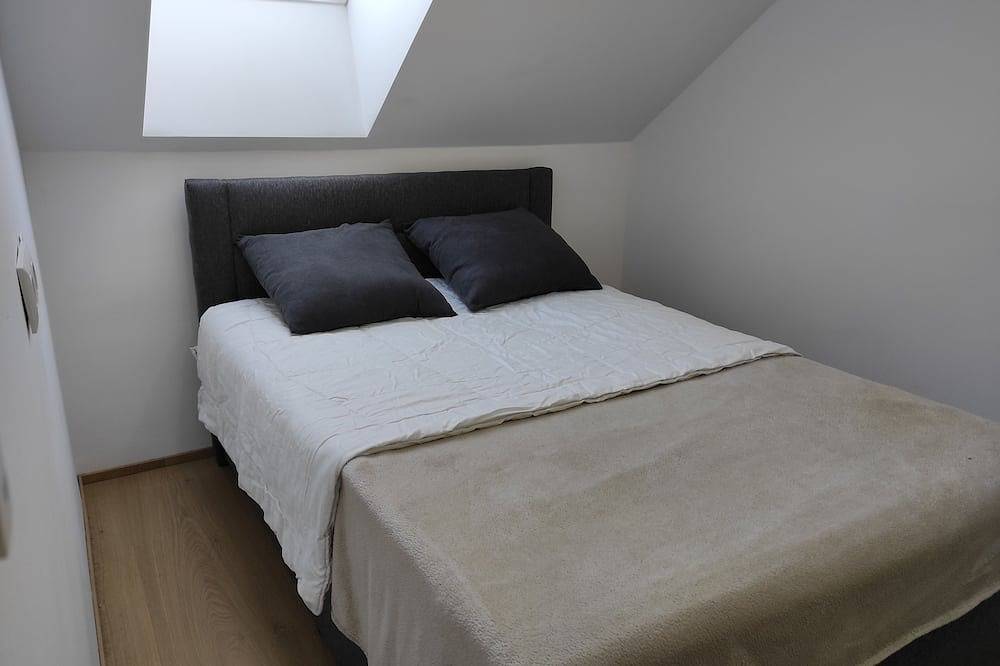 Geheel appartement, Schöne kleine Wohnung in einer neuen kleinen Residenz in Linz - Wels