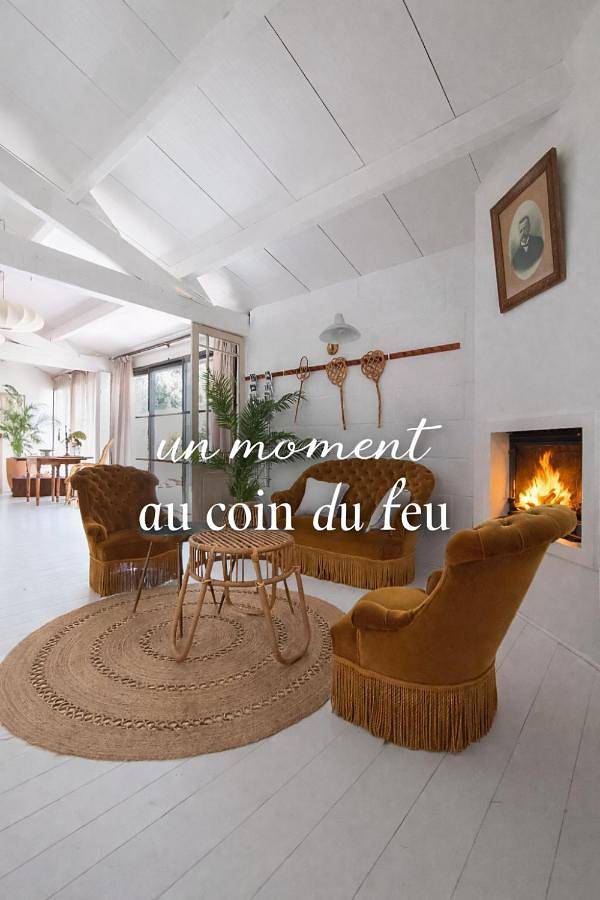 Location de vacances pour 10 personnes, avec Balcon ainsi que Terrasse et Vue à Fronsac