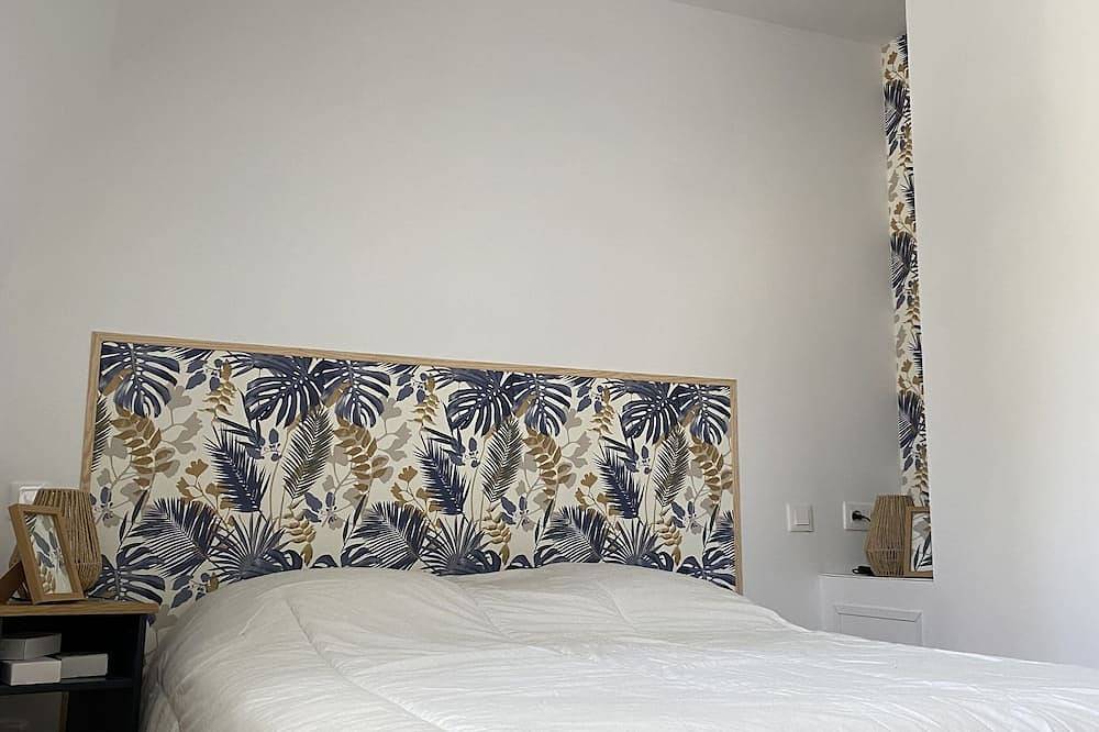 Appartement entier, Bel appartement de 4 personnes au sein d'un ancien hôtel rénové in Espinchal, Parc naturel régional des Volcans d'Auvergne