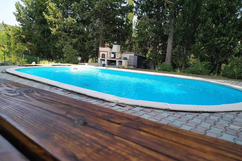 Villa avec piscine privée au milieu de la nature in Pieusse, Région de Limoux