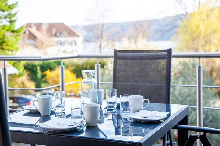 Ferienhaus für 7 Personen, mit Balkon und Terrasse sowie Garten und Seeblick in Bodman-Ludwigshafen