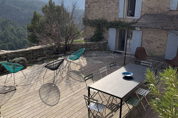 Maison de vacances pour 6 personnes, avec jardin à Bonnieux