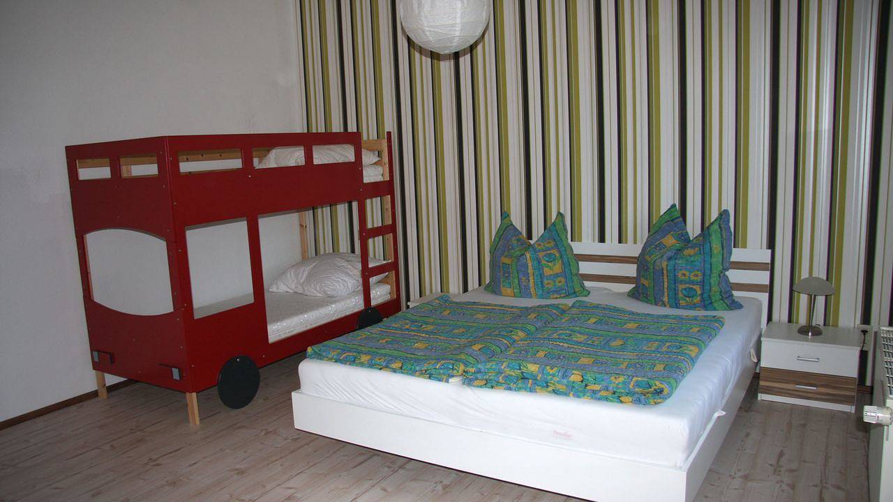 Ganze Ferienwohnung, Ferienwohnung für 4 Personen (68 m²) in Ivenack in Ivenack, Mecklenburgische Seenplatte