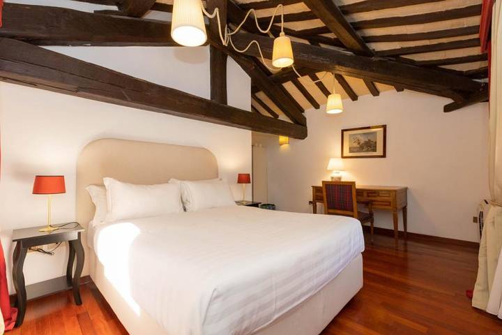 Loft per 9 persone, con terrazza e idromassaggio in Pantheon (Roma)