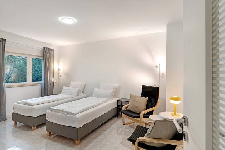 Geheel appartement, Appartement 'Die Edisonstraße' met Wi-Fi in Pforzheim, Noordelijk Zwarte Woud