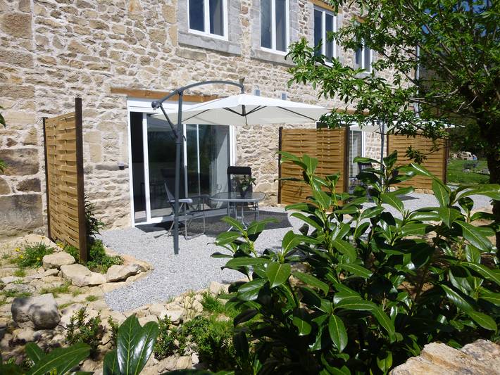 Gîte pour 2 personnes, avec sauna ainsi que piscine et jacuzzi
