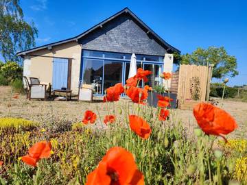 Gîte pour 4 personnes, avec jardin et vue à Longué-Jumelles