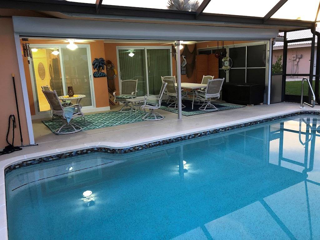 Punta Gorda Isles Updated 2b2b Canal Pool Home - Jan-March Weeks Available! in Punta Gorda, Charlotte County