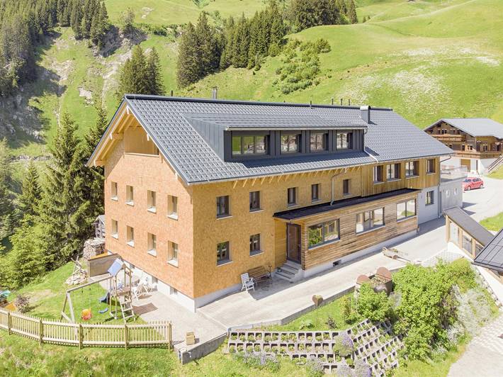 Pension für 5 Personen, mit Ausblick und Garten sowie Sauna, kinderfreundlich in Schröcken - 3