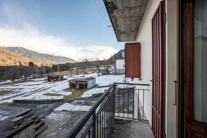 Entire apartment, Apartment 'Daniela' with Mountain View, Balcony and Wi-Fi in Comune di Druogno, Ticino Alps and Verbano