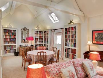 Glamping for 2 People in The Cotswolds, South East England, Photo 2