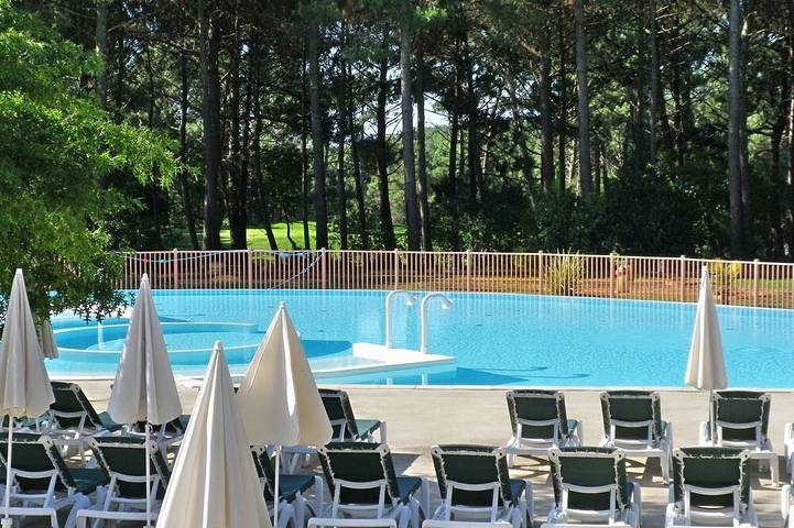 Location de vacances pour 5 personnes, avec jardin et jacuzzi, animaux acceptés dans Lacanau Ocean