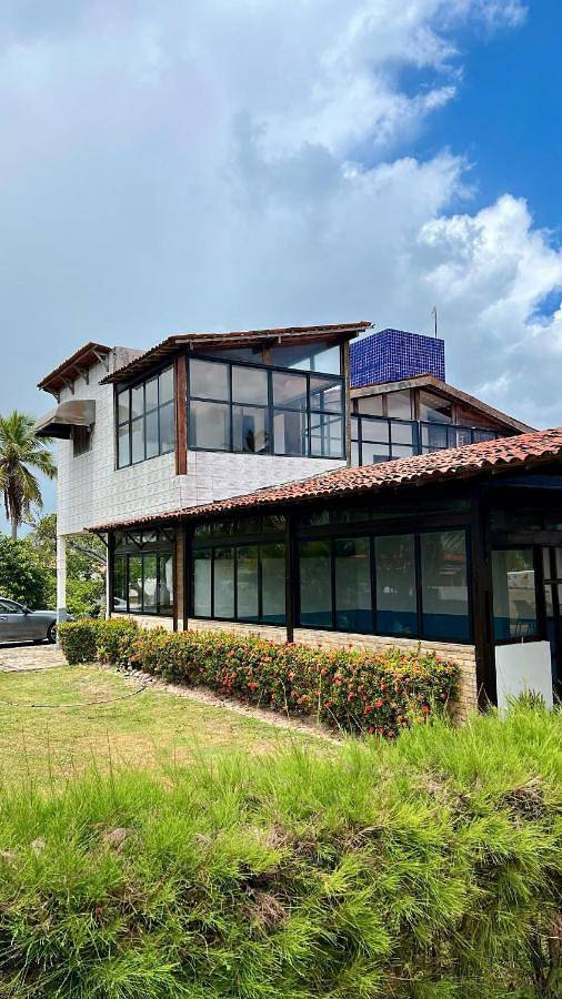 Casas e apartamentos de temporada para 22 pessoas, com vista e jardim e ainda piscina and terraço, com animais de estimação em Lucena (PB)